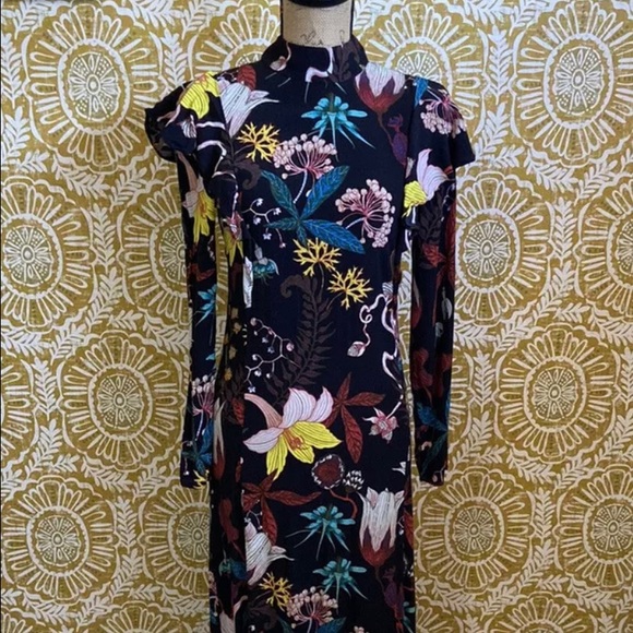 H&M FLORAL FLOWERS DRESS - Picture 2 of 8